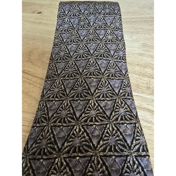 Tesoro Rosso Hand Made Silk Wide Tie Gray Black White Geometric Design Business - Picture 4 of 7